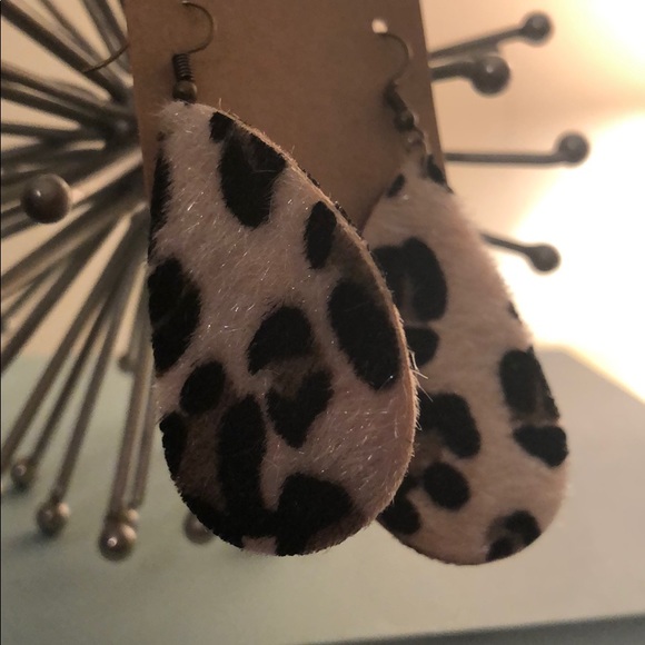 Animal Print Earrings - multiple colors & prints! - Picture 3 of 7